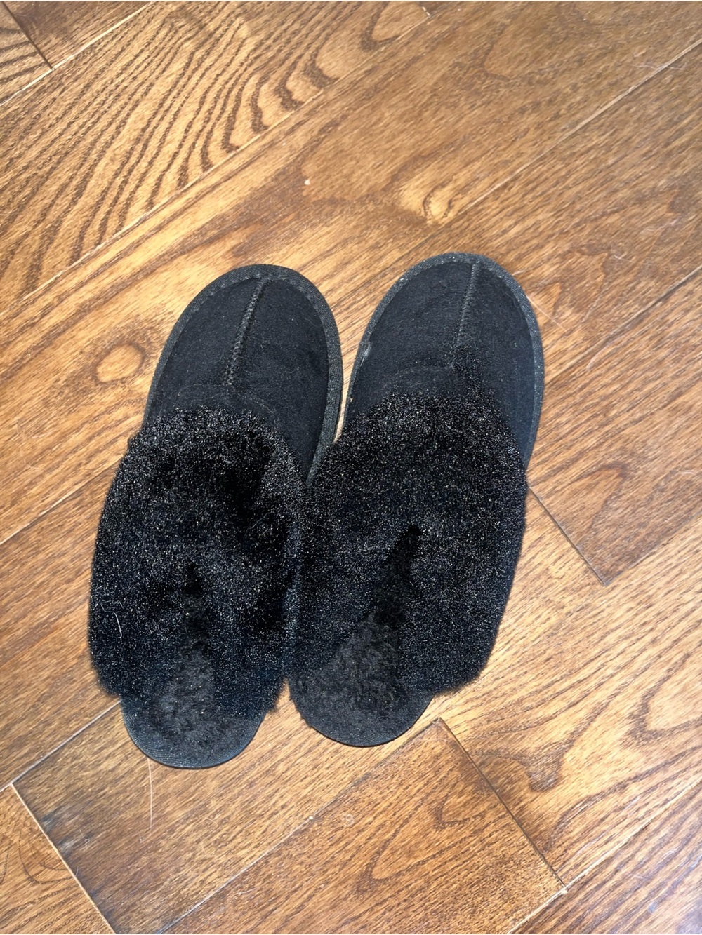 SHEIN Black Faux Fur Slip-On Slippers never worn